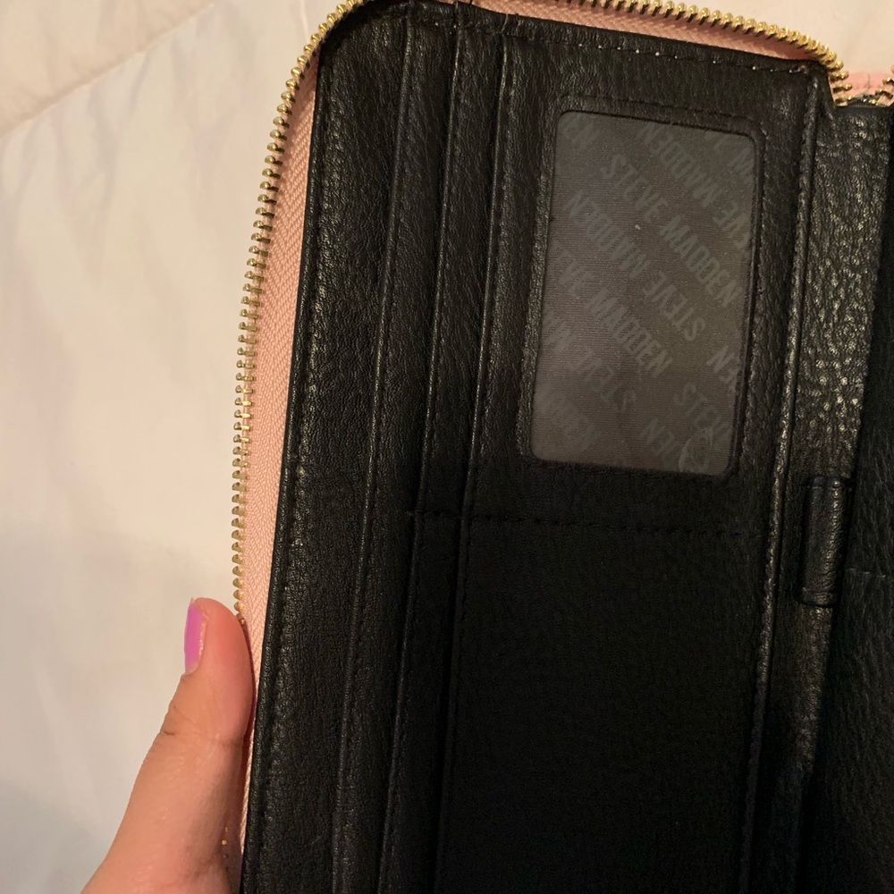 Steve Madden clutch/wallet - Picture 4 of 7